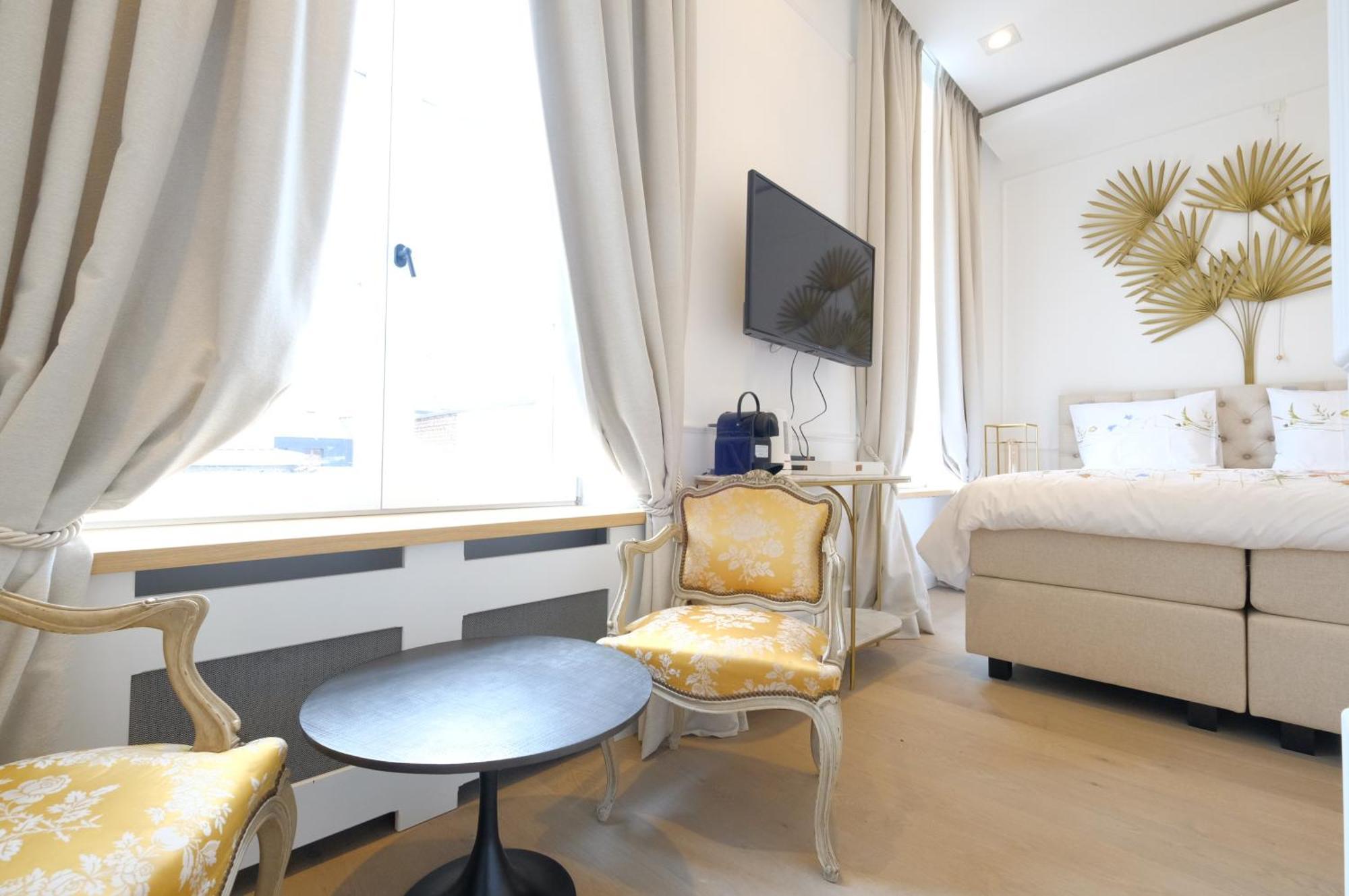 Room Jade - La Maison De La Duchesse De La Valliere - Parking Prive Mons Kültér fotó